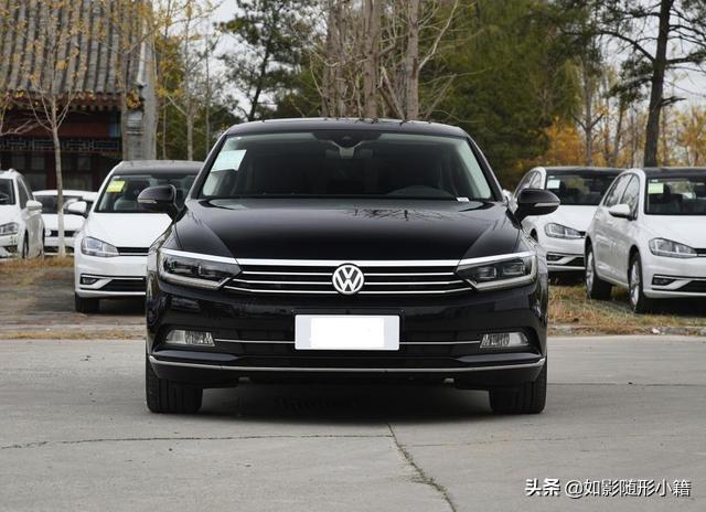 20万如何选车？大众迈腾、福特蒙迪欧谁性价比高？看完你就知道了