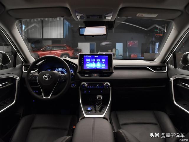 朋友全款提了丰田RAV4荣放，外观肌肉感十足，这价格买贵了吗？