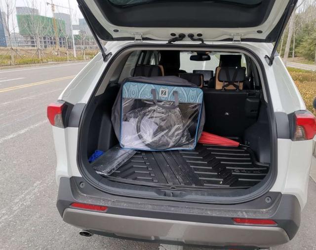 放弃本田CR-V，荣放RAV4 2.0L提车记，这价格没买贵吧？