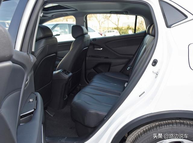 26万提辆讴歌CDX，用车2386公里后，车主憋了几句话要说