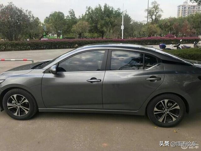 市区油耗6.0L，CVT变速箱开起来竟然有点顿挫感