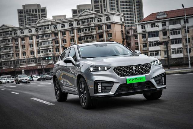 WEY VV7 PHEV综合油耗仅1.6L，凭实力圈粉93年车主