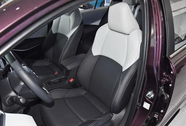 丰田再添“小颜兽”气场不输奥迪A3，进口1.2T+CVT，还看啥朗逸