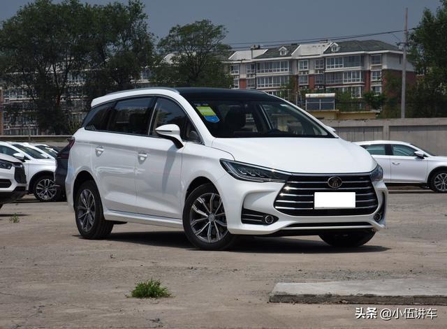比亚迪又一“良心车”空间不输GL6，国六1.5T+远程启动，才8万起