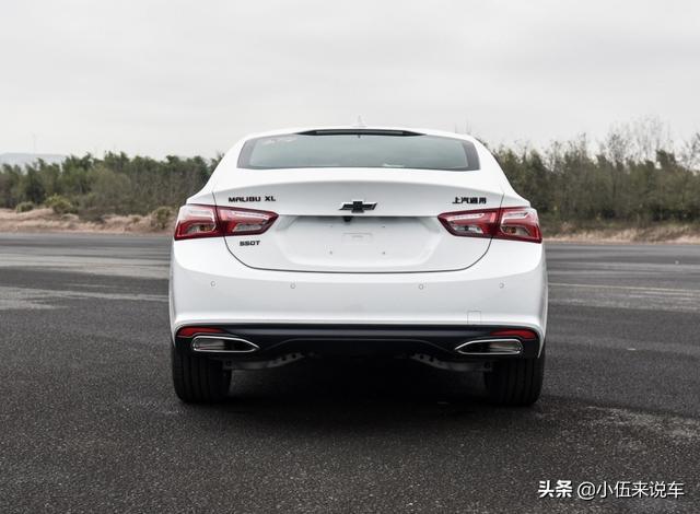本田雅阁也慌了！搭载名牌2.0T+CVT，气场不输科迈罗，迷倒一片