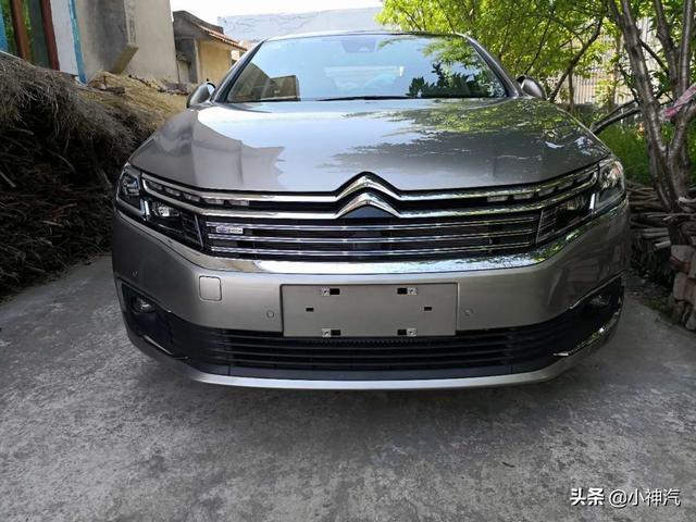 总统座驾真豪华  商务旗舰首选它