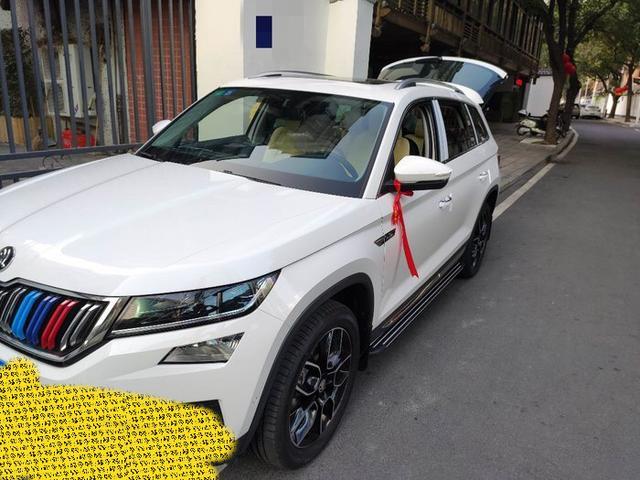 为了二胎买台车，有7座+2.0T动力，朋友也说看配置得值30万
