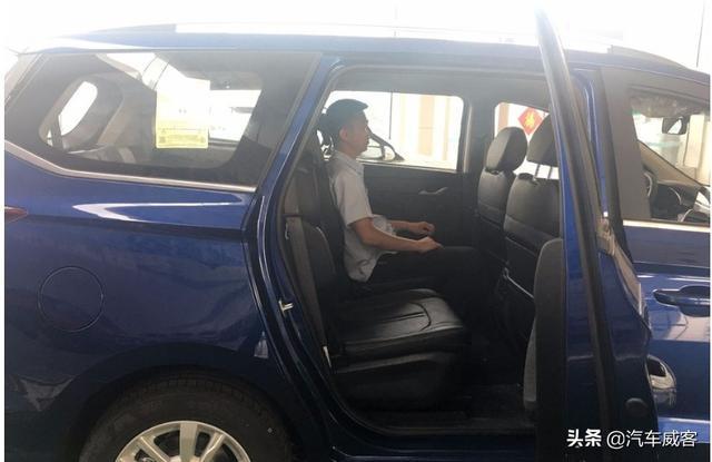 为面子差点提3缸车，理性分析入手同级别国产车，车主：不后悔！