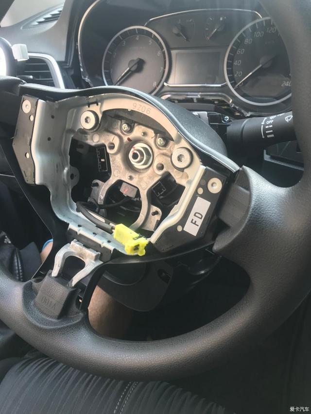 提车19款日产轩逸，1.6XE CVT舒适版！车主：油耗很满意！