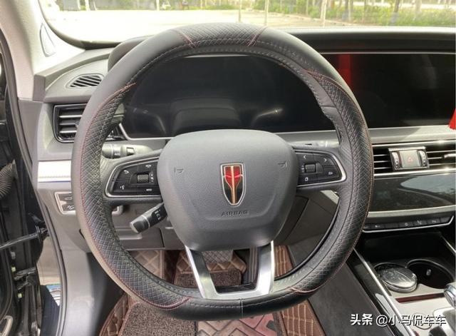 红旗HS5提车记，气场不输合资品牌，但优缺点分明，这价格如何