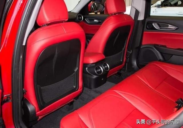开完宝马5系后，再换上Giulia，车主说出了用车感受。