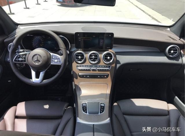 43.7万入手奔驰GLC，同级别豪华感无敌，这价格我买的算便宜吗
