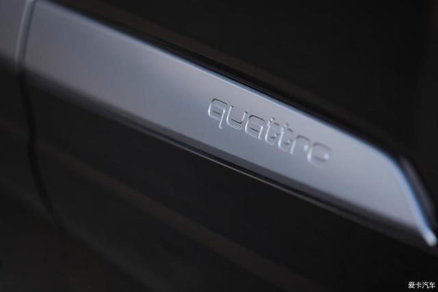 能挂绿牌的豪华SUV，混动奥迪Q7 e-tron提车，油耗不到3L？