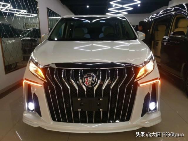 全新一代别克雅典娜，外观内饰可以和丰田埃尔法一教高下