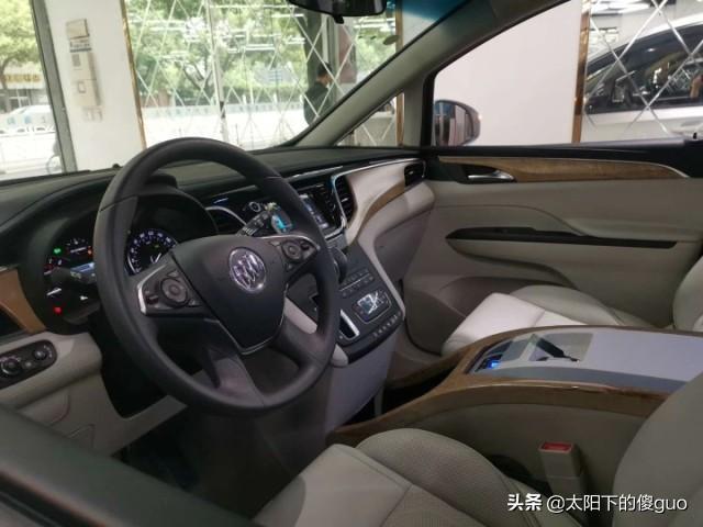 全新一代别克雅典娜，外观内饰可以和丰田埃尔法一教高下