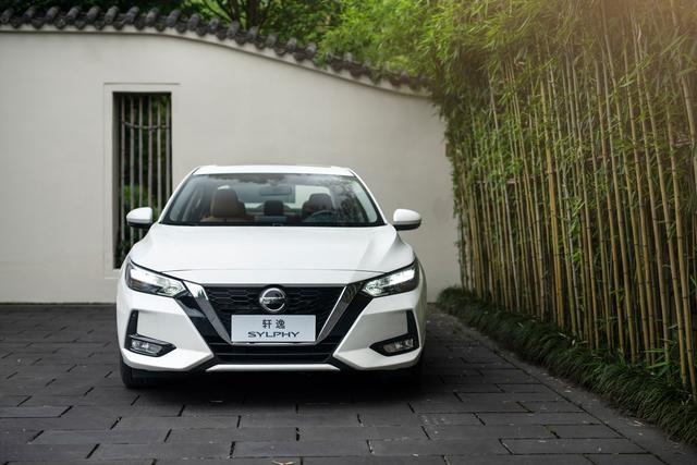 适合女生开的车，2020款第十四代轩逸提车半年，谈谈真实感受！