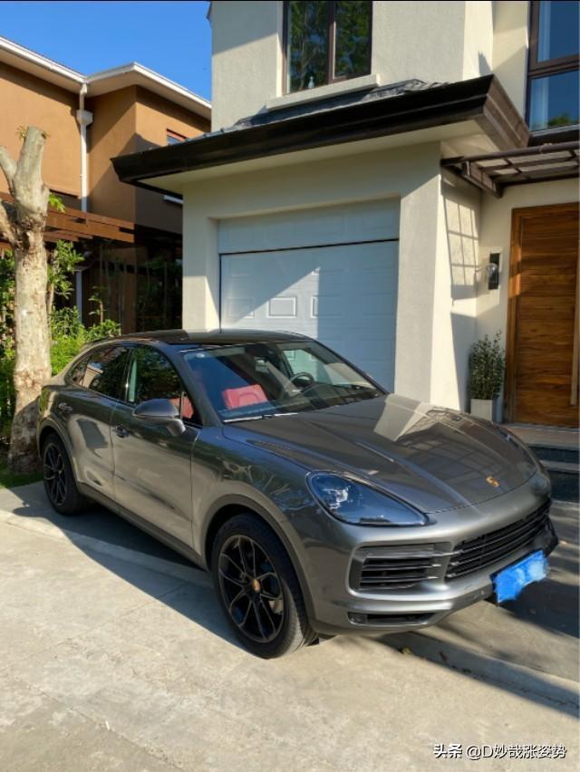 保时捷卡宴Coupe提车的新婚礼物