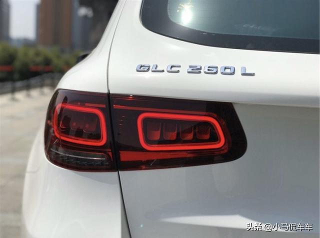 43.7万入手奔驰GLC，同级别豪华感无敌，这价格我买的算便宜吗