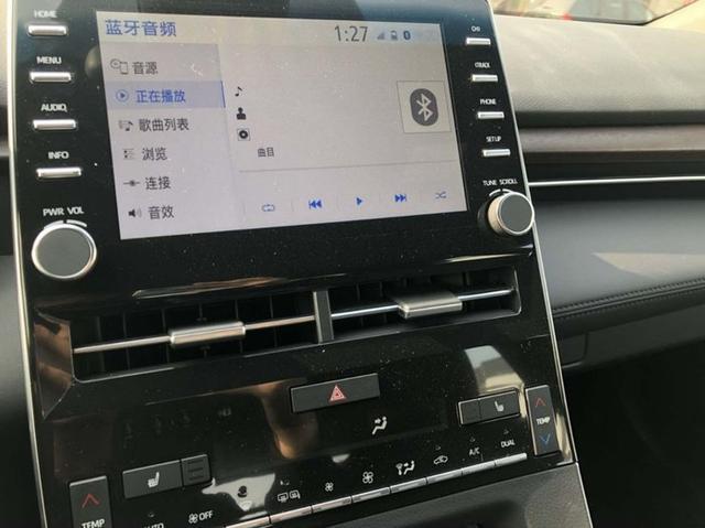 首提亚洲龙亮相下，家人都很激动