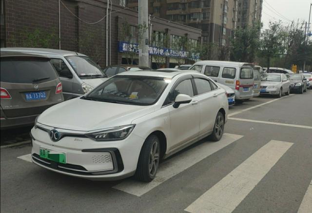特斯拉等电动车的好物：天冷取暖太费电怎么办？有它就好了