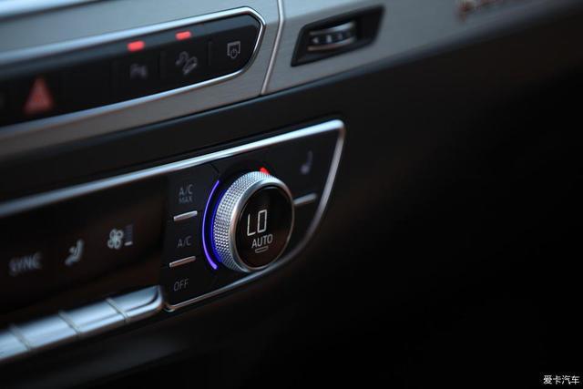 能挂绿牌的豪华SUV，混动奥迪Q7 e-tron提车，油耗不到3L？
