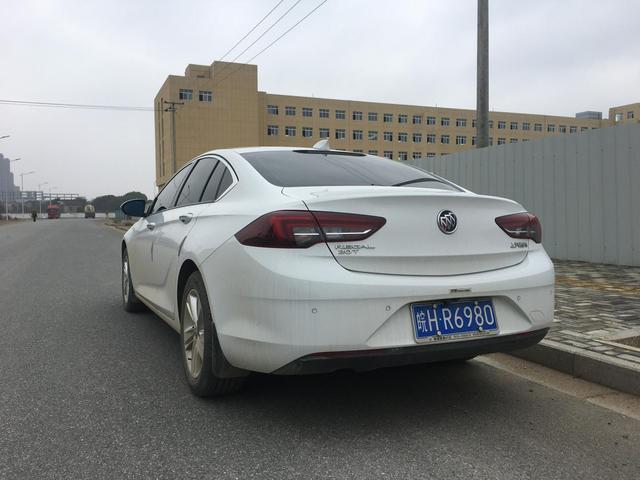 一份满满诚意和干货的君威用车分享 带你进一步走近它
