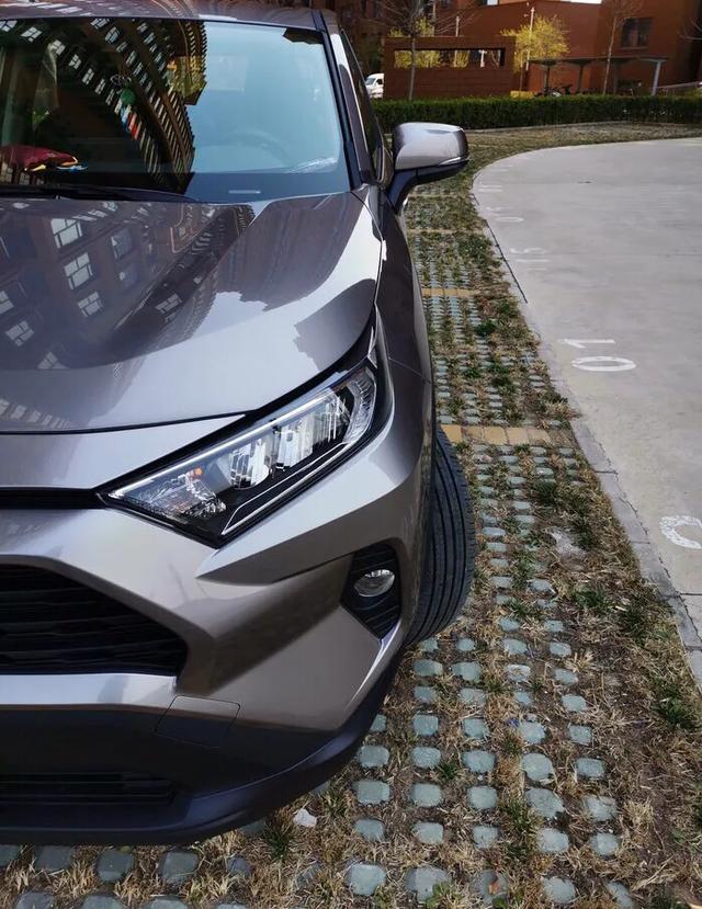 荣放我的热爱，带我体验驾驶的乐趣