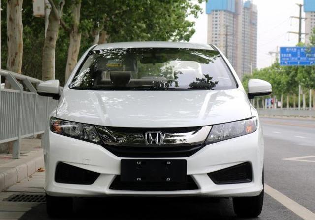 8万多的车，本田锋范和大众捷达谁的档次高？听听车主的用车体验
