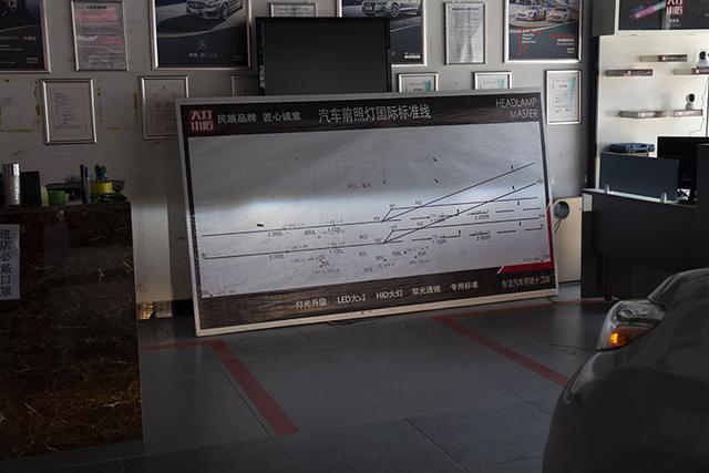 丰田塞纳的原车灯够用吗？正好朋友提了一辆，看看效果怎样