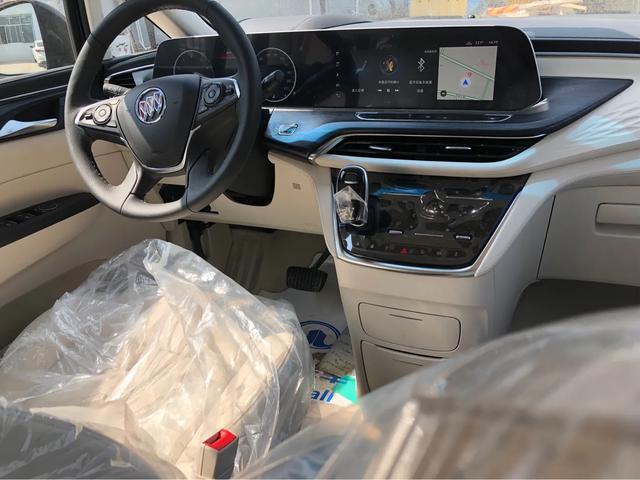 努力努力换新车。