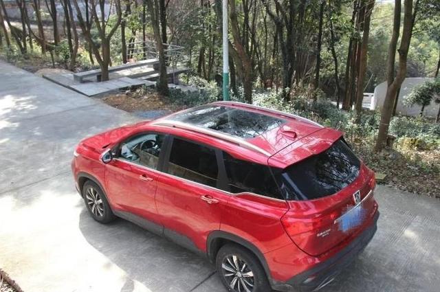 花9万买辆6座SUV 车长4.7米还带CVT和大天窗 老婆夸我选对车了