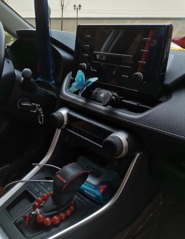 荣放我的热爱，带我体验驾驶的乐趣