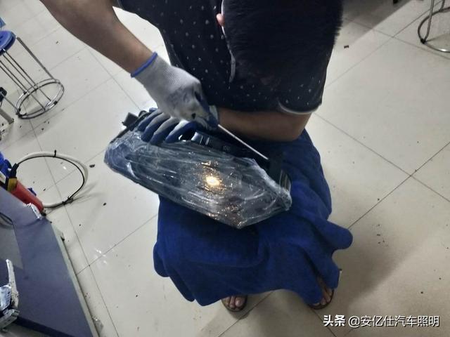 注意了！改灯这几点要牢记！缤越battle版改阿帕V5 LED双光透镜