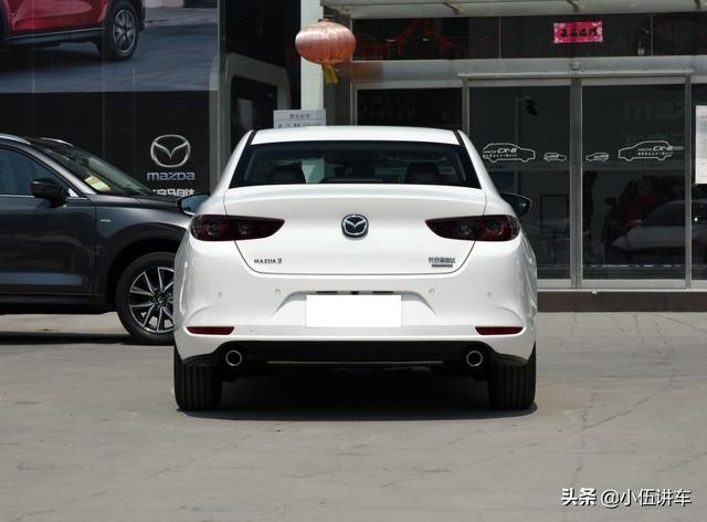 马自达再次发飙！比奔驰A级帅气，配进口1.5L+CVT，还看啥思域！