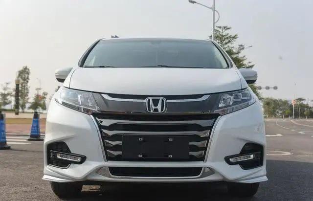 全新本田奥德赛提车，油耗8升。七座大空间比雅阁给力