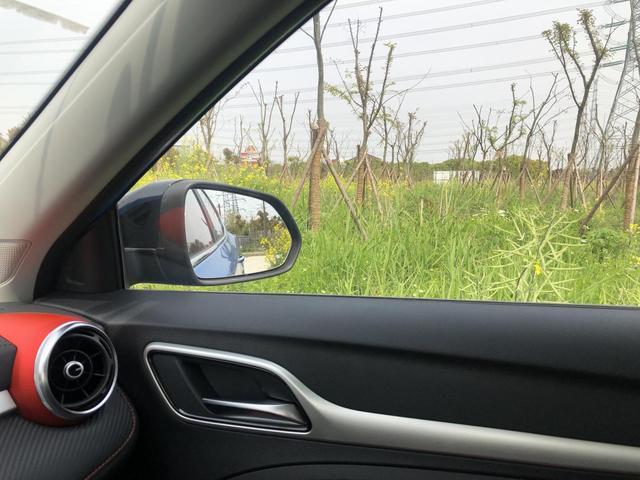 乡间小道，鸟语花香，新款zs用车感受走着