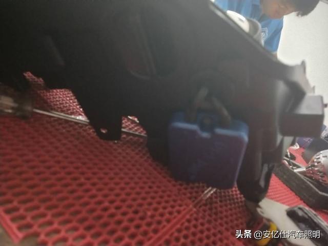 注意了！改灯这几点要牢记！缤越battle版改阿帕V5 LED双光透镜