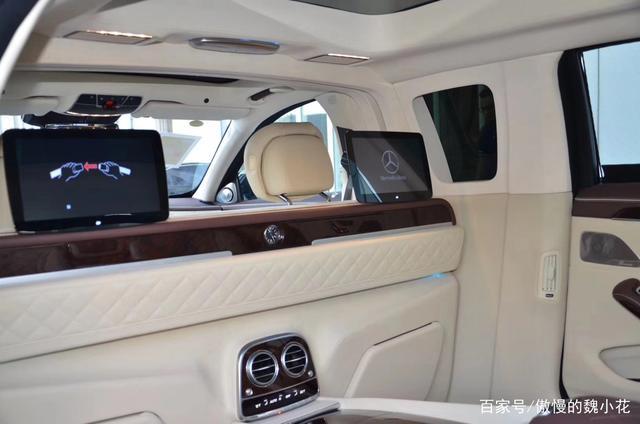提车作业迈巴赫s680普尔曼有多夸张1300万起售提车得叫客车驾驶员