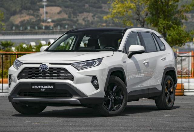 丰田Rav4荣放好不好？行驶2440公里后，车主表示有话要说