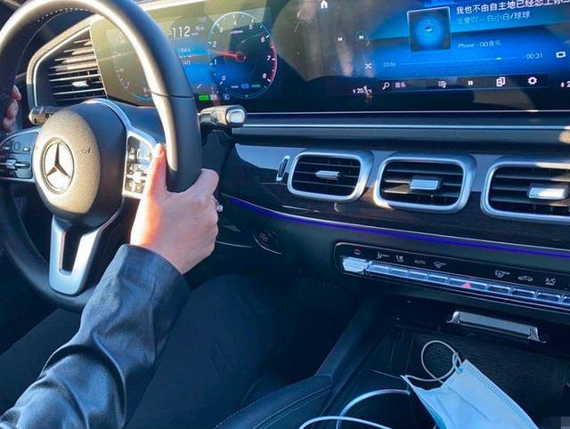 103.8万提了辆奔驰GLS 450动感版，才开2个月，车主感慨：一句话