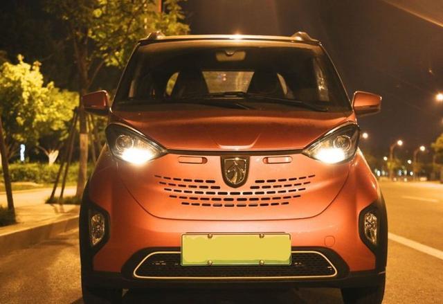 3.98万提了一辆轿车，6分钱一公里，小巧灵活城市里超好开