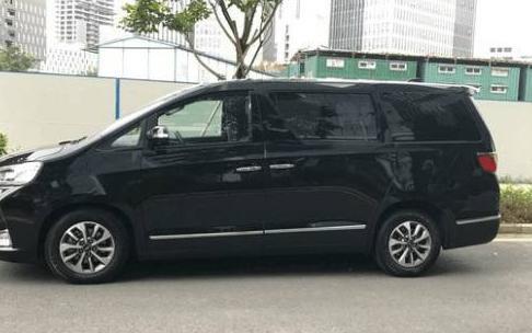 岳父让我提埃尔法，我却花13万怒提这辆国产神车，这内饰逆天了