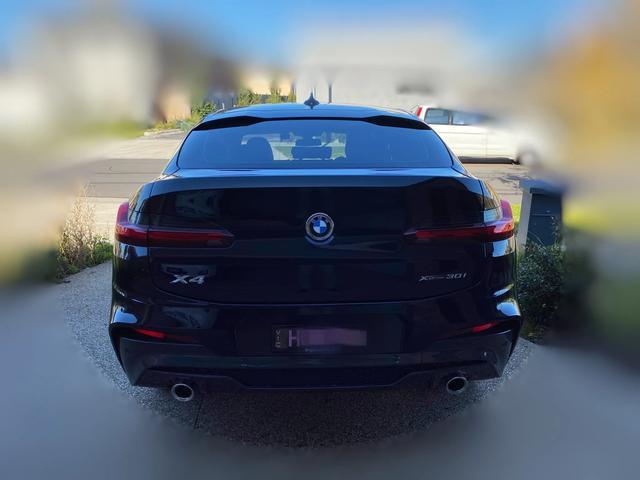 宝马X4 XDrive 30i 墨尔本提车作业