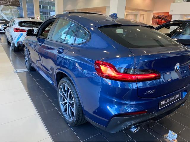 宝马X4 XDrive 30i 墨尔本提车作业