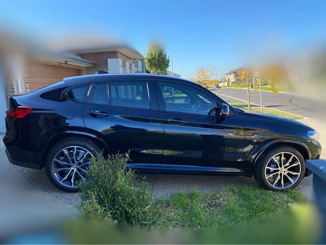 宝马X4 XDrive 30i 墨尔本提车作业