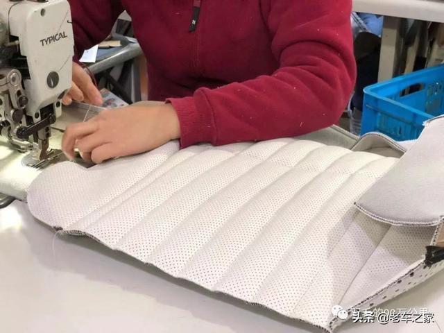 你想要的内装奢华，这台奔驰都给你，十年老S500内饰大重建