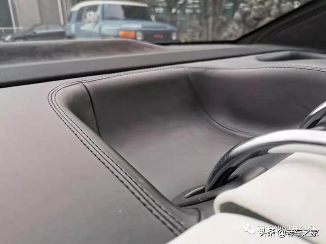 你想要的内装奢华，这台奔驰都给你，十年老S500内饰大重建