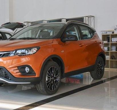 都让我买丰田RAV4，我却怒提这车，家人看到车标后都不说什么了