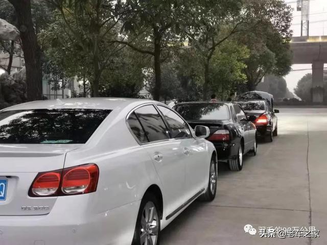 你想要的内装奢华，这台奔驰都给你，十年老S500内饰大重建