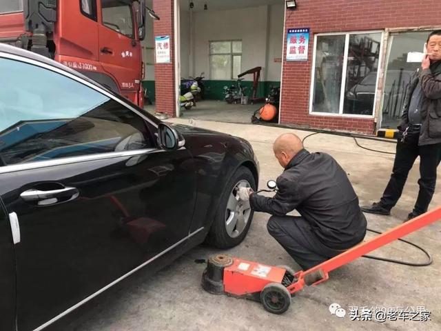 你想要的内装奢华，这台奔驰都给你，十年老S500内饰大重建